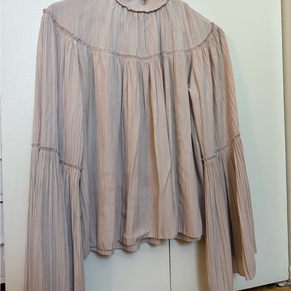 A.L.C. Blush Long Sleeve Pleated Blouse Size 4 - Picture 1 of 4